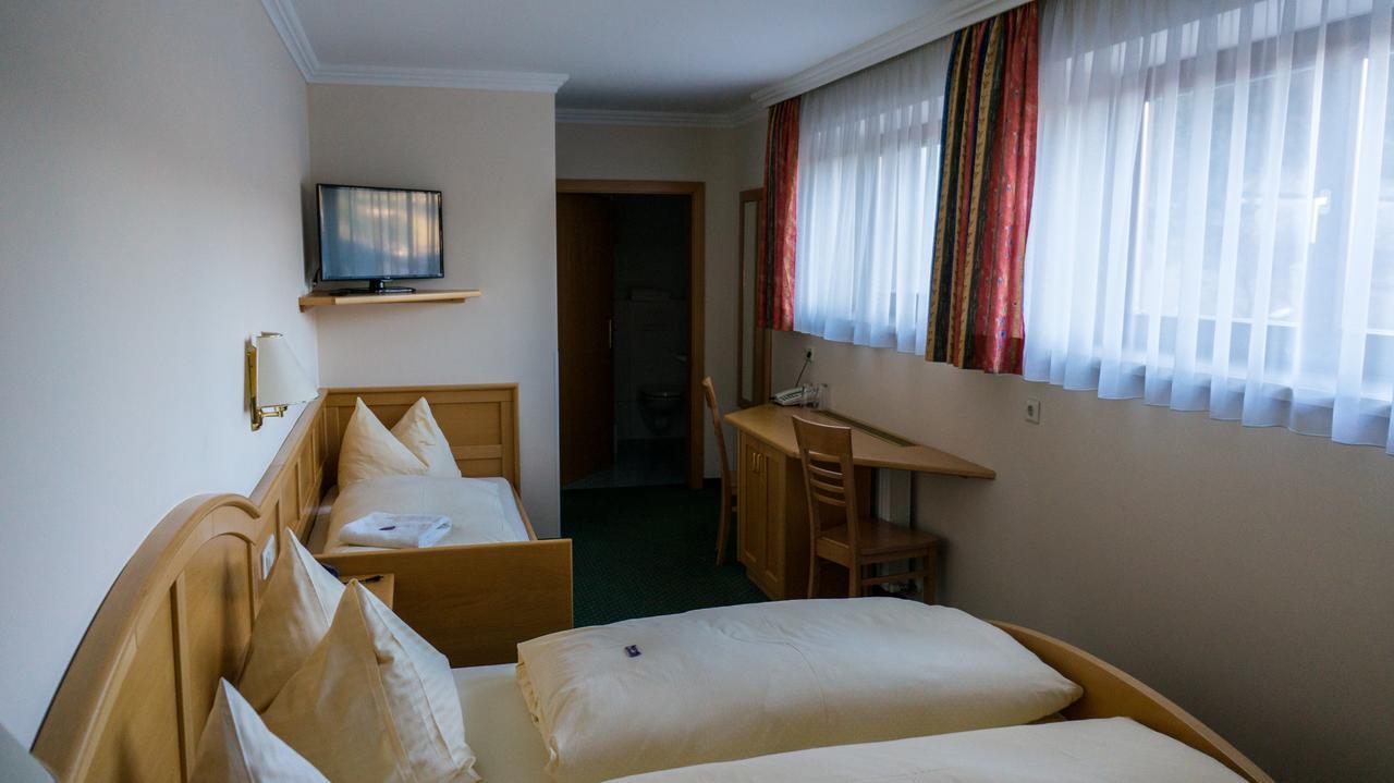 Pension Ebnerwirt Eben Im Pongau Exterior photo